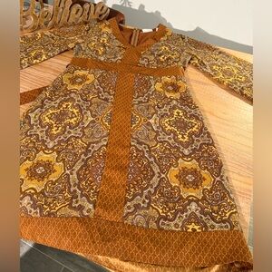 Vintage Paisley Dress with V-Neck Beautiful browns & gold/yellow tones.